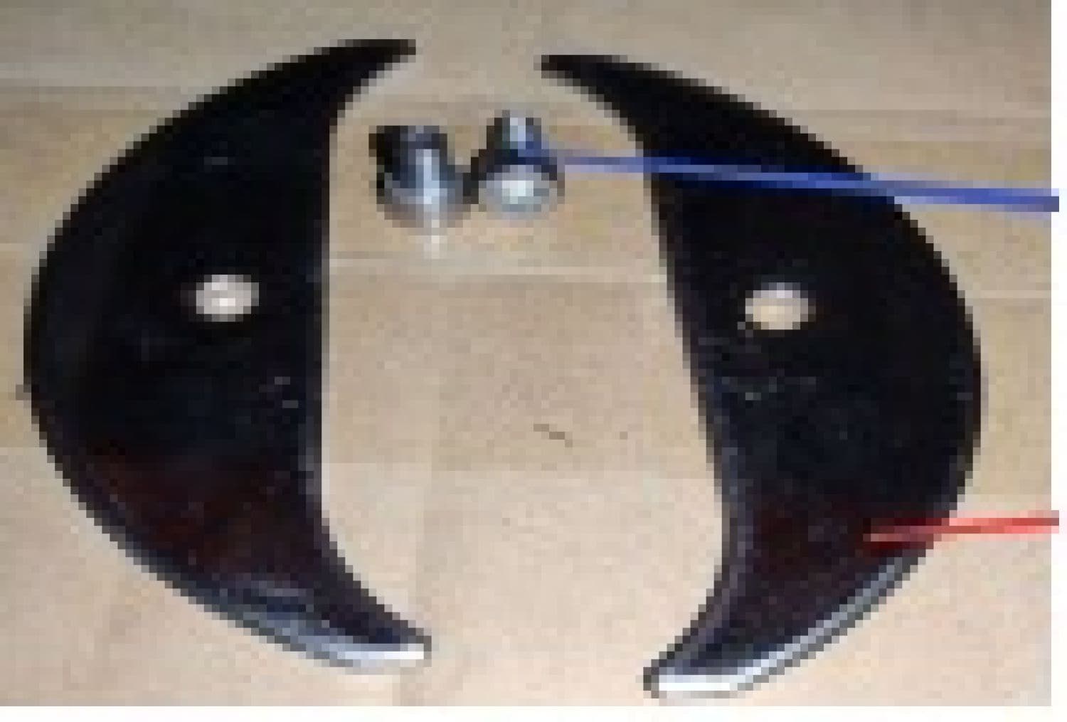 Фиксатор +болт для крышки корпуса NOYI 4040