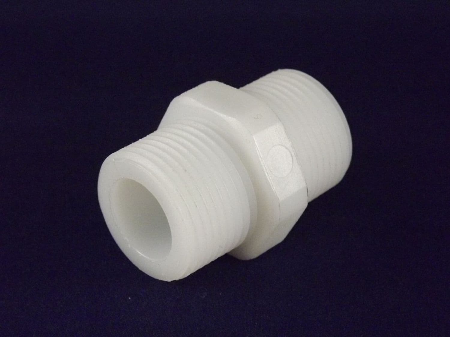 Коннектор (резьба нар.3/4 - резьба нар.3/4) CC-6W 3/4"