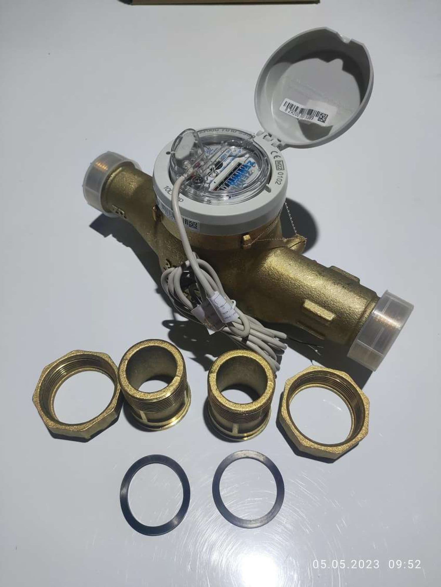 Водосчетчик ZENNER DN32 с имп. выходом (10л/имп) в сборе